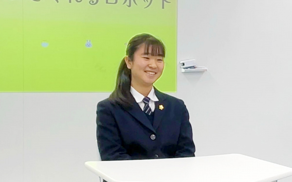 新しい机がとても使いやすいです