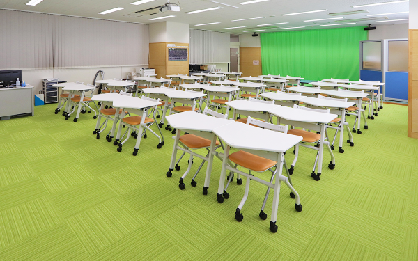 日出学園小学校
